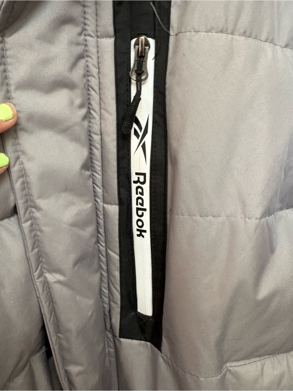 Men’s Reebok Puffer Jacket - Picture 2 of 5